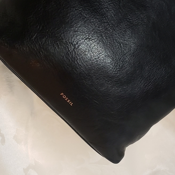 Vintage Fossil Black Leather Crossbody Style Handbagβ - Picture 4 of 7